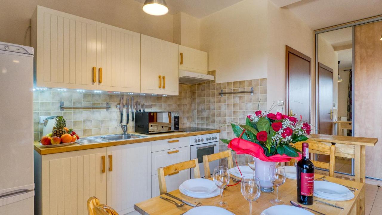Apartament Sywarne Deluxe กอสเชียลิสกอ ภายนอก รูปภาพ